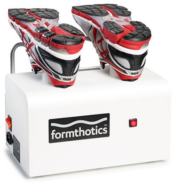SetWidth600-Formthotics-heating-machine-white-shoe